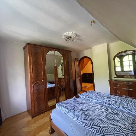 Отель Szimpla Vendeghaz Мишкольц Экстерьер фото
