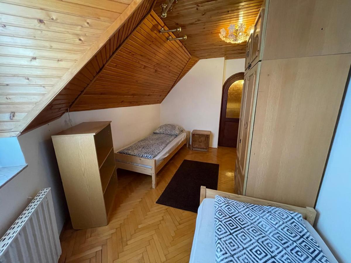 Отель Szimpla Vendeghaz Мишкольц Экстерьер фото