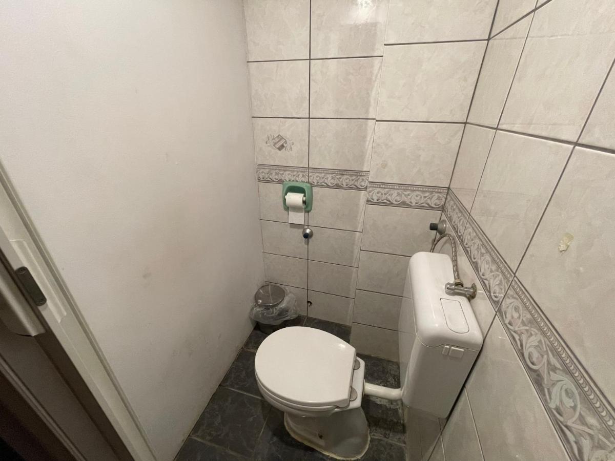 Отель Szimpla Vendeghaz Мишкольц Экстерьер фото