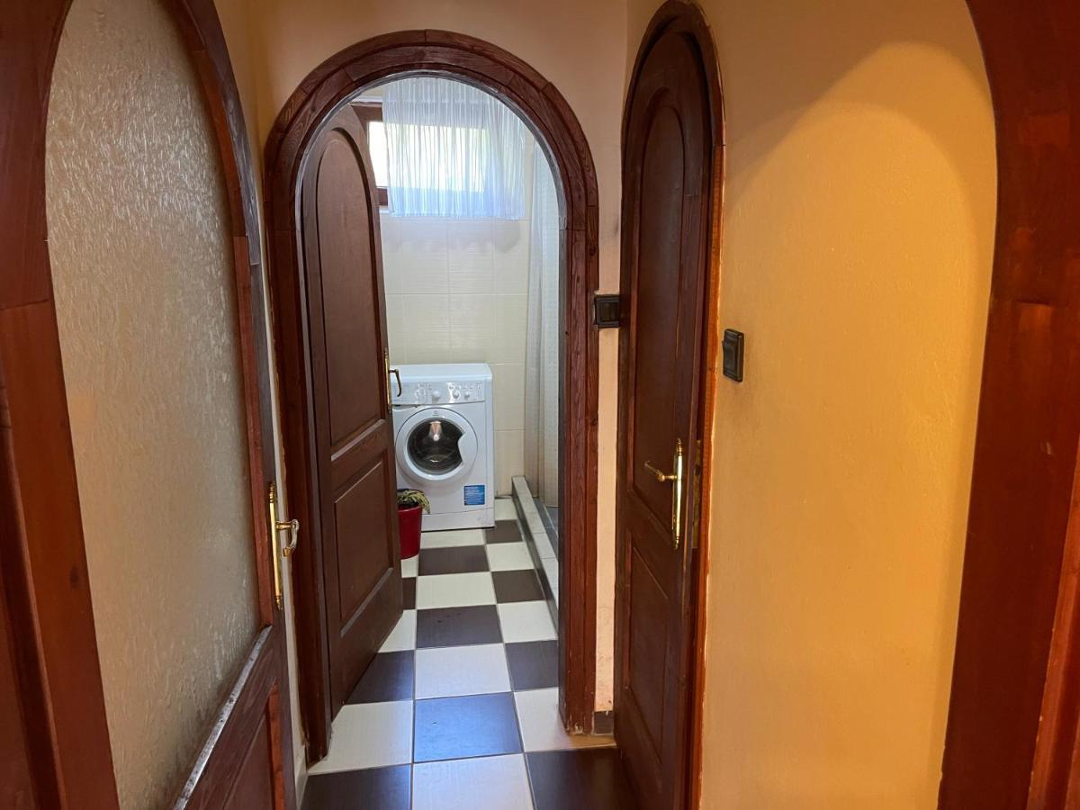 Отель Szimpla Vendeghaz Мишкольц Экстерьер фото